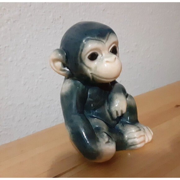 RARE VTG GOEBEL SITTING BABY CHIMPANZEE MONKEY FIGURINE # 541 GERMANY - Picture 2 of 12